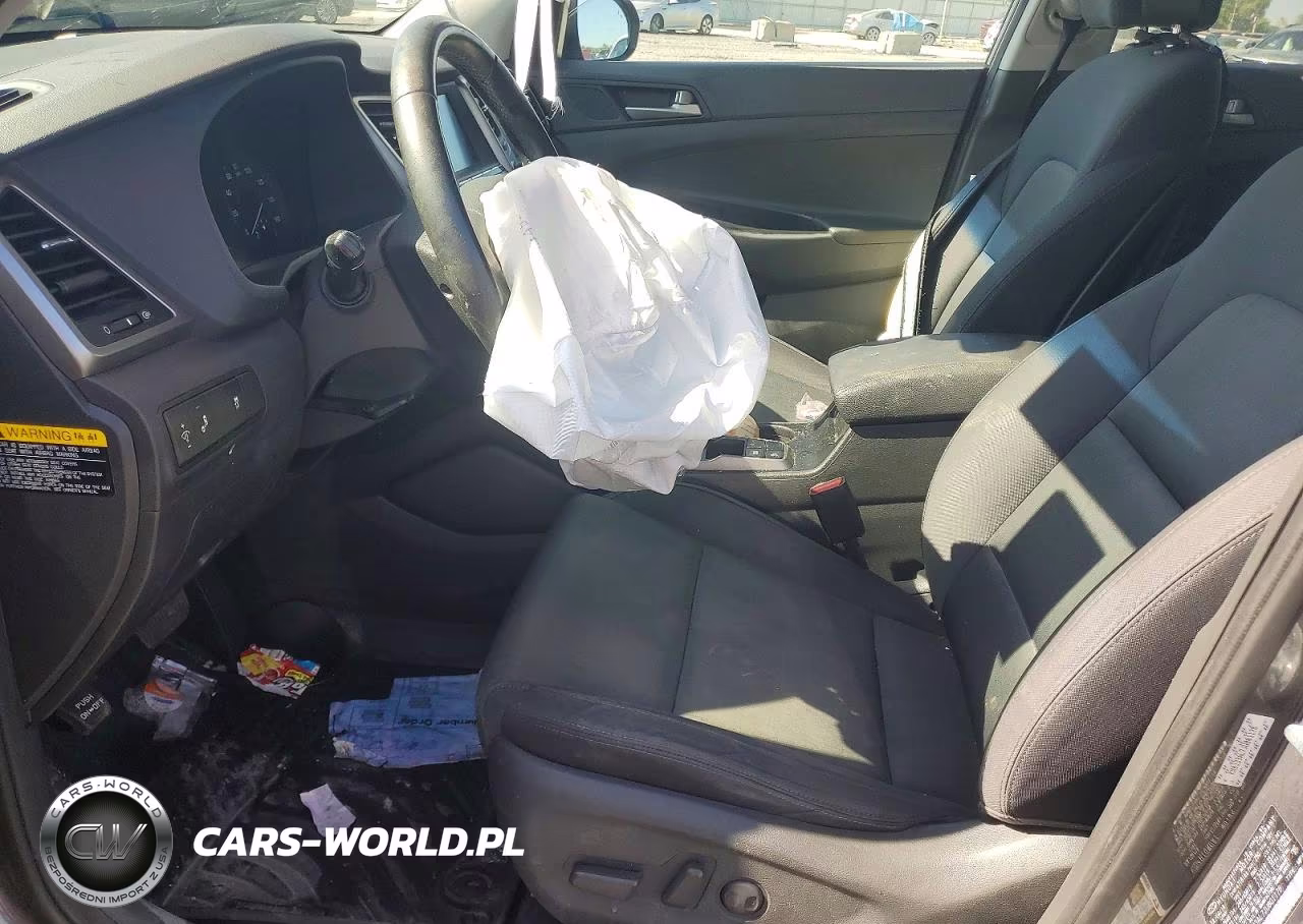 2018 Hyundai Tucson Sport VIN:KM8J33AL7JU801178 - 7