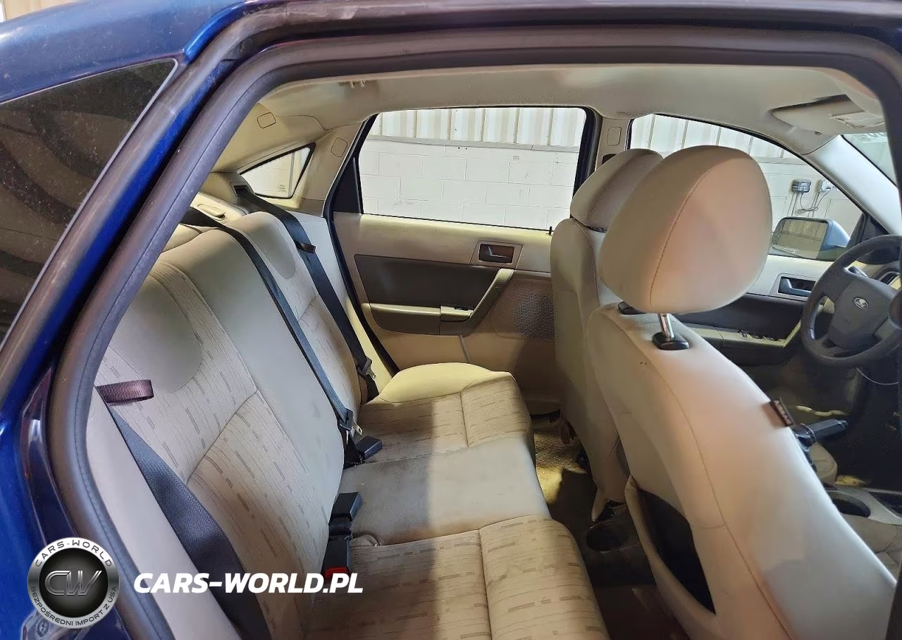 2008 Ford Focus Se VIN:1FAHP35N58W240762 - 10