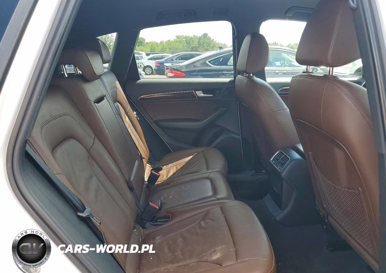 2015 Audi Q5 Premium VIN:WA1CFAFP6FA097627 - 10