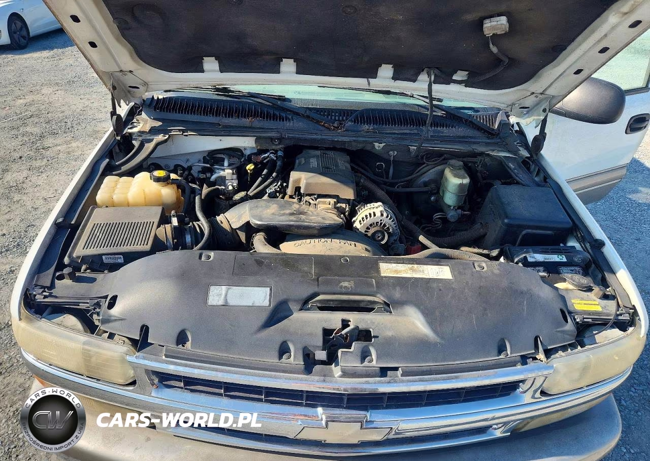 2000 Chevrolet Tahoe K1500 VIN:1GNEK13T8YJ165982 - 12