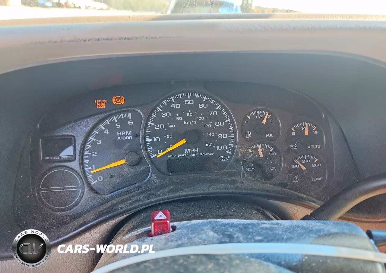 2000 Chevrolet Tahoe K1500 VIN:1GNEK13T8YJ165982 - 9