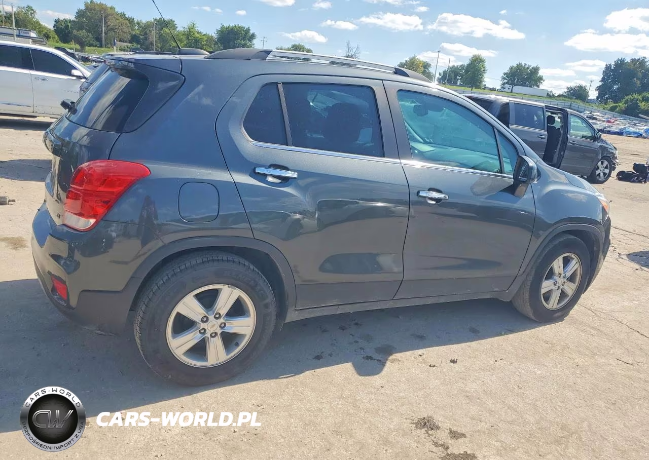 2018 Chevrolet Trax 1Lt VIN:KL7CJLSB4JB618046 - 3