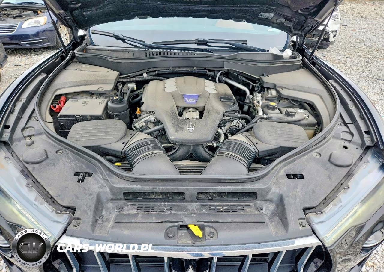 2017 Maserati Levante S Sport VIN:ZN661YUS8HX241307 - 12
