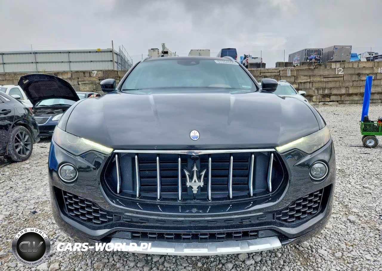 2017 Maserati Levante S Sport VIN:ZN661YUS8HX241307 - 5
