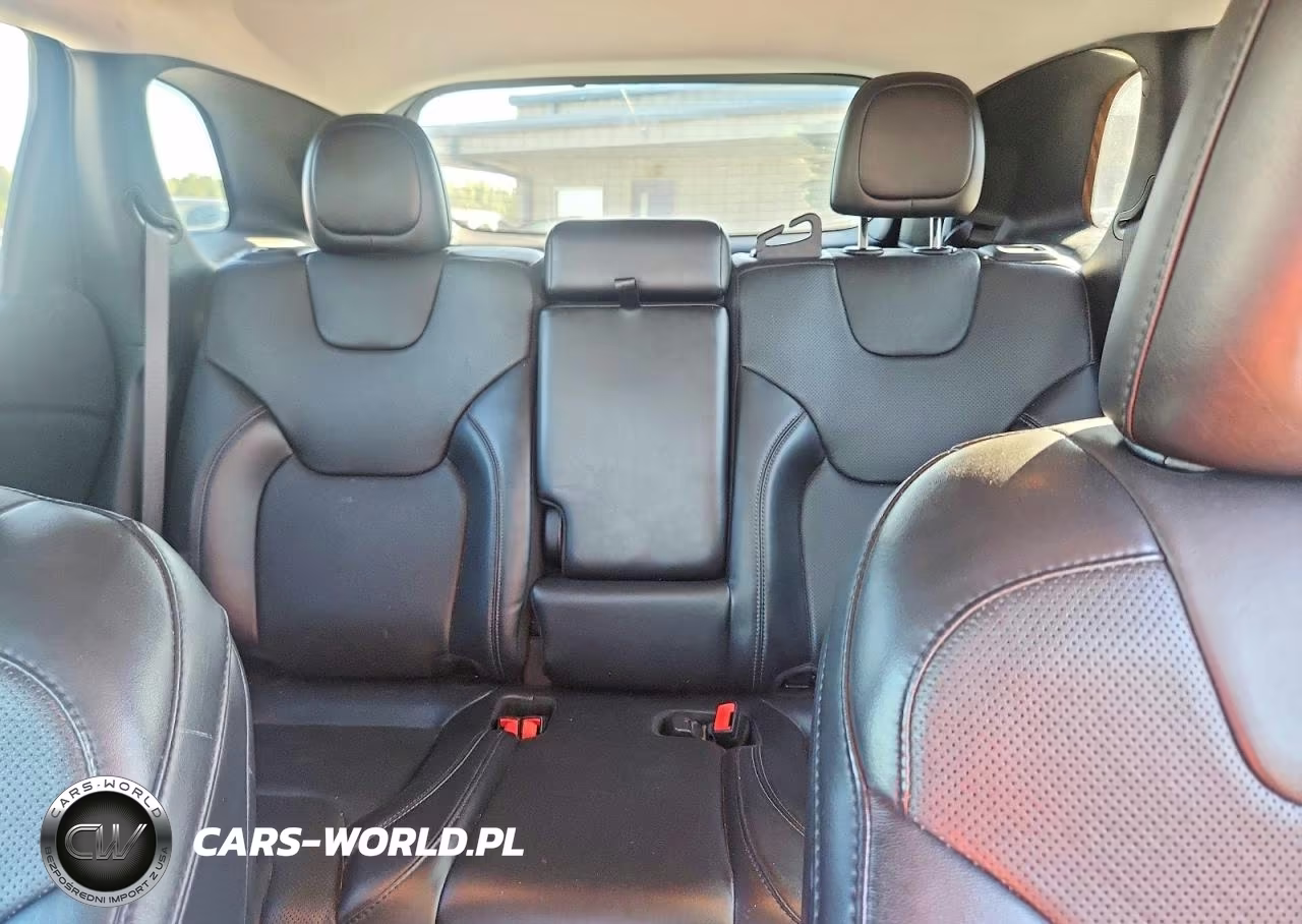 2021 Jeep Cherokee Latitude Lux VIN:1C4PJLMX0MD136843 - 10