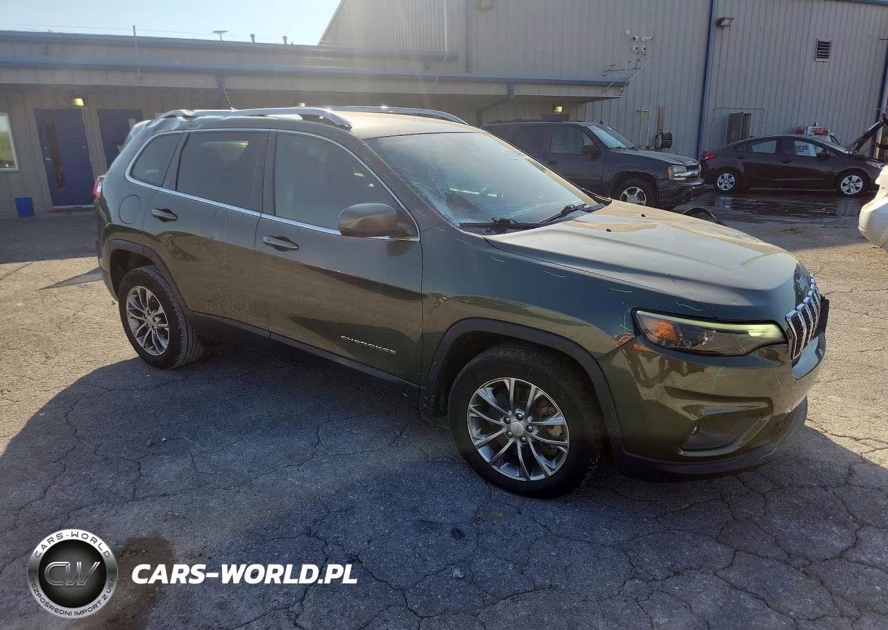 2021 Jeep Cherokee Latitude Lux VIN:1C4PJLMX0MD136843 - 4