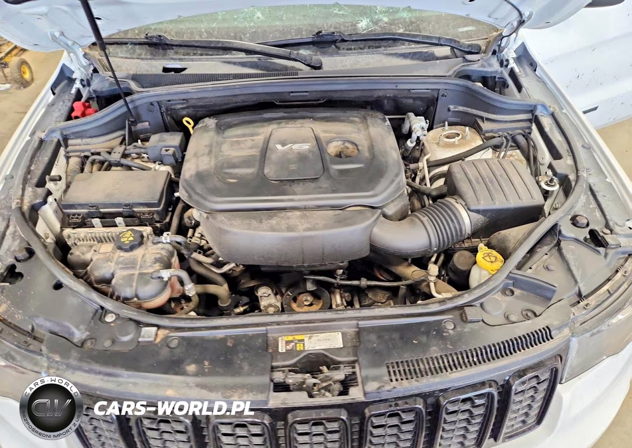 2019 Jeep Grand Cherokee Laredo VIN:1C4RJFAG7KC640887 - 12