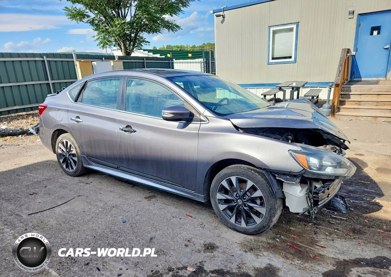 2017 Nissan Sentra Sr Turbo VIN:3N1CB7AP4HY216918 - 4
