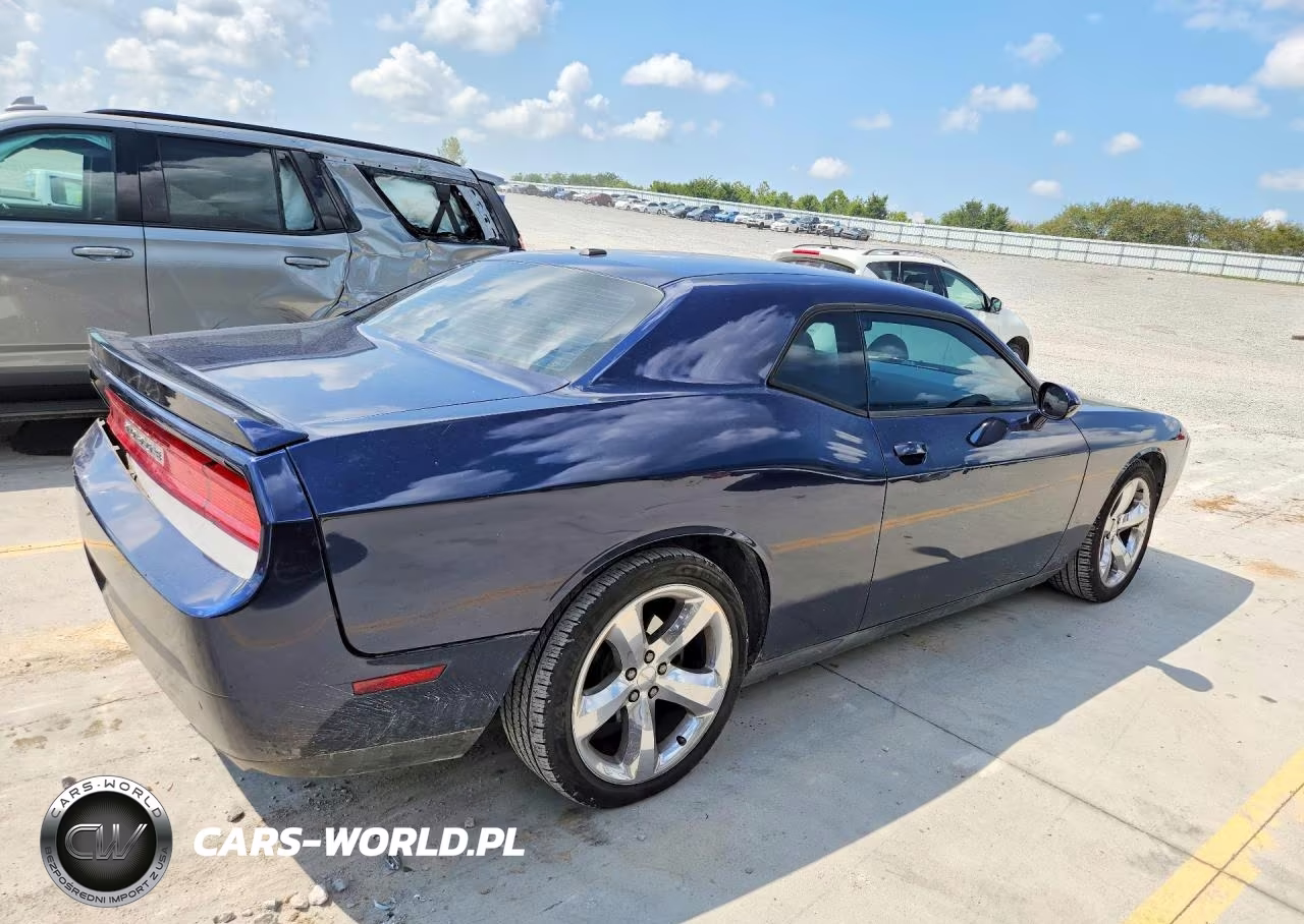 2013 Dodge Challenger Sxt VIN:2C3CDYAG4DH660155 - 3