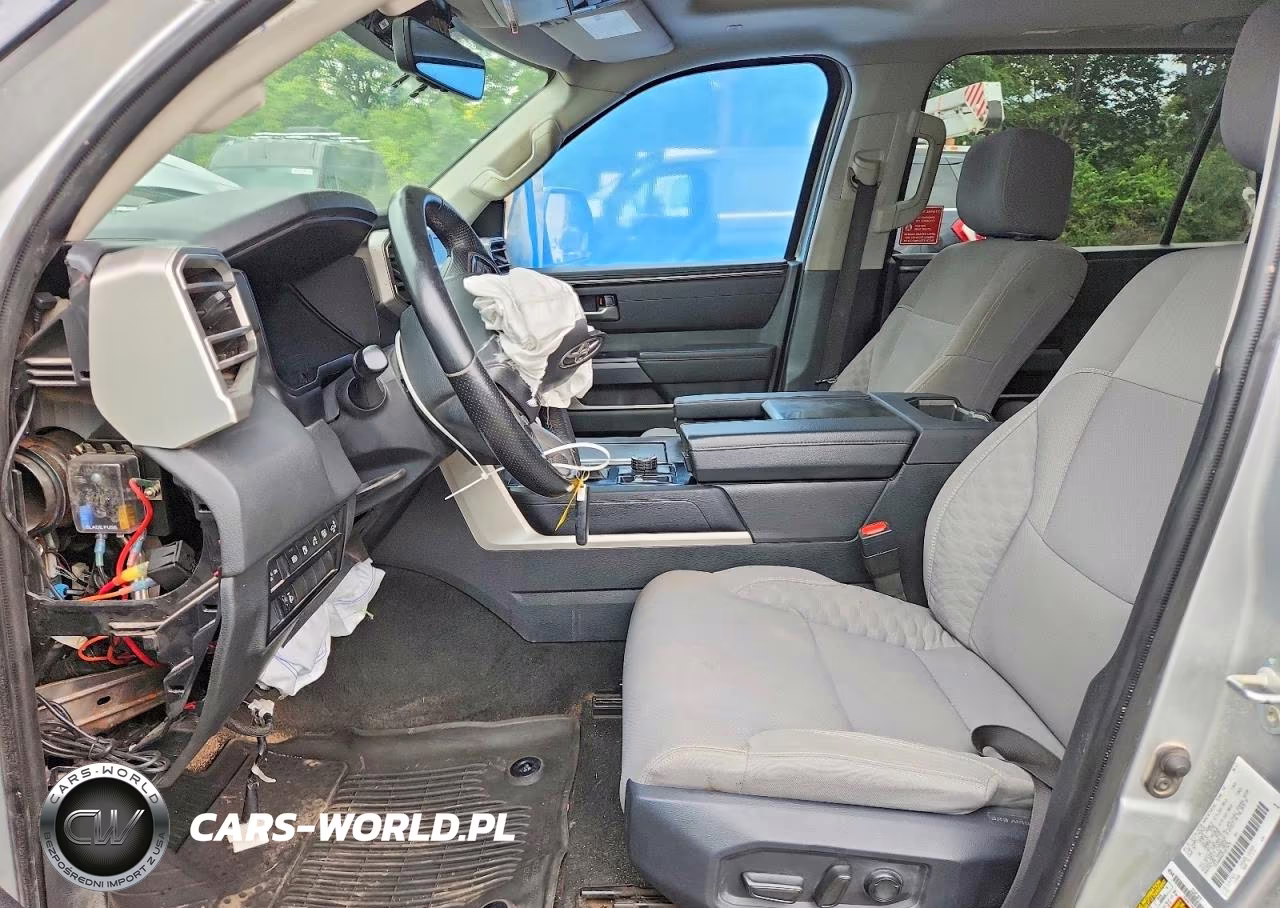 2023 Toyota Sequoia Sr5 VIN:7SVAAABAXPX015478 - 7