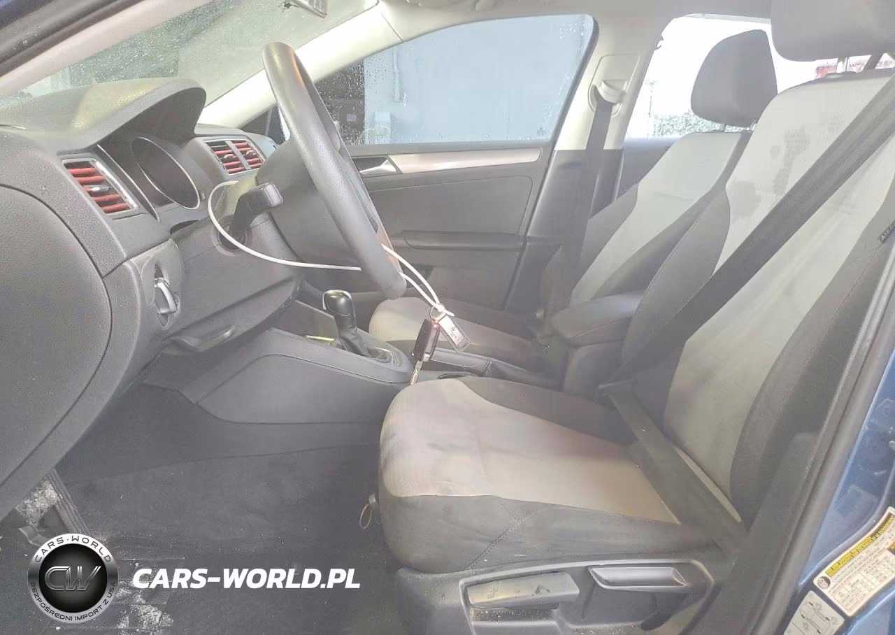 2018 Volkswagen Jetta S VIN:3VW2B7AJ0JM261613 - 7