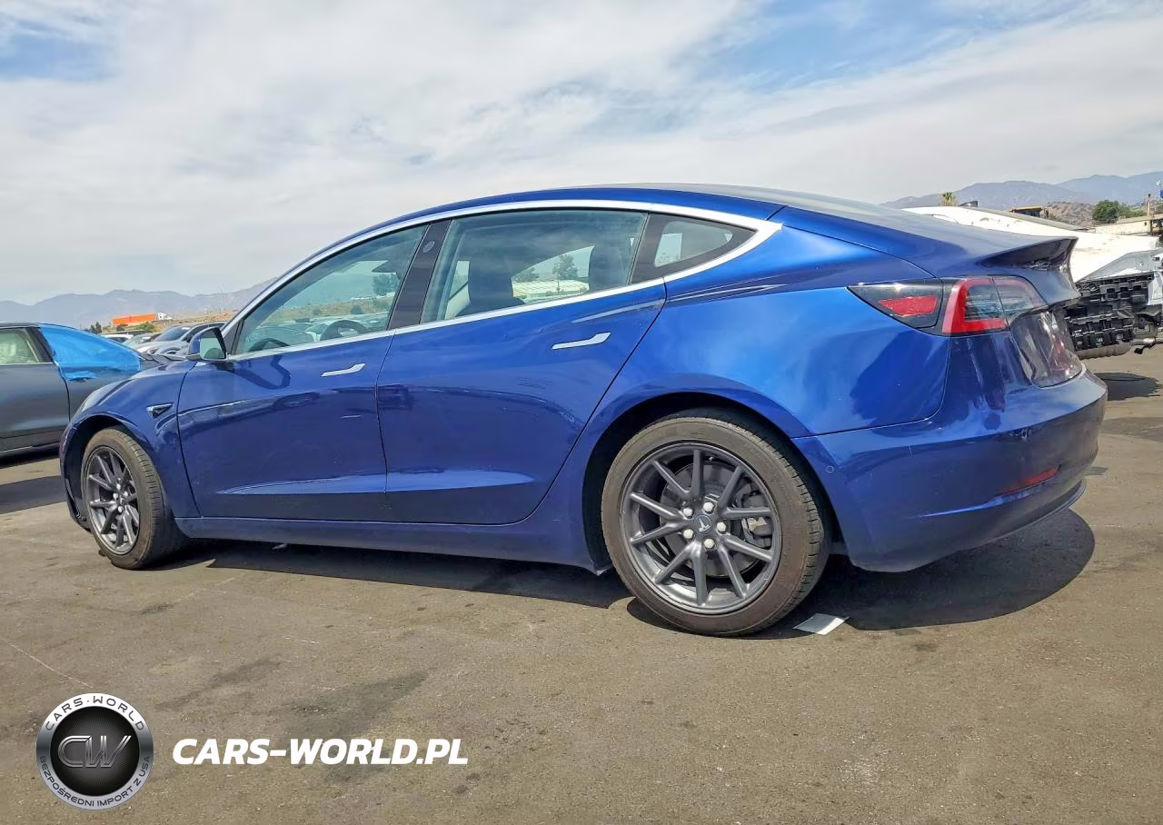 2018 Tesla Model 3 VIN:5YJ3E1EA4JF040896 - 2