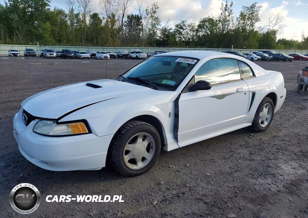 2000 Ford Mustang