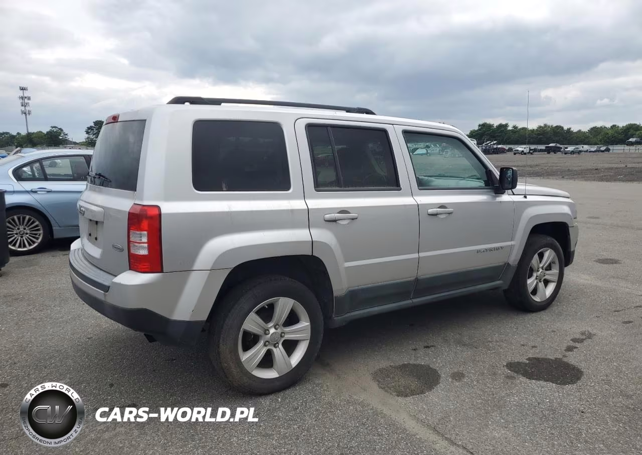 2011 Jeep Patriot Sport VIN:1J4NF1GB7BD223742 - 3