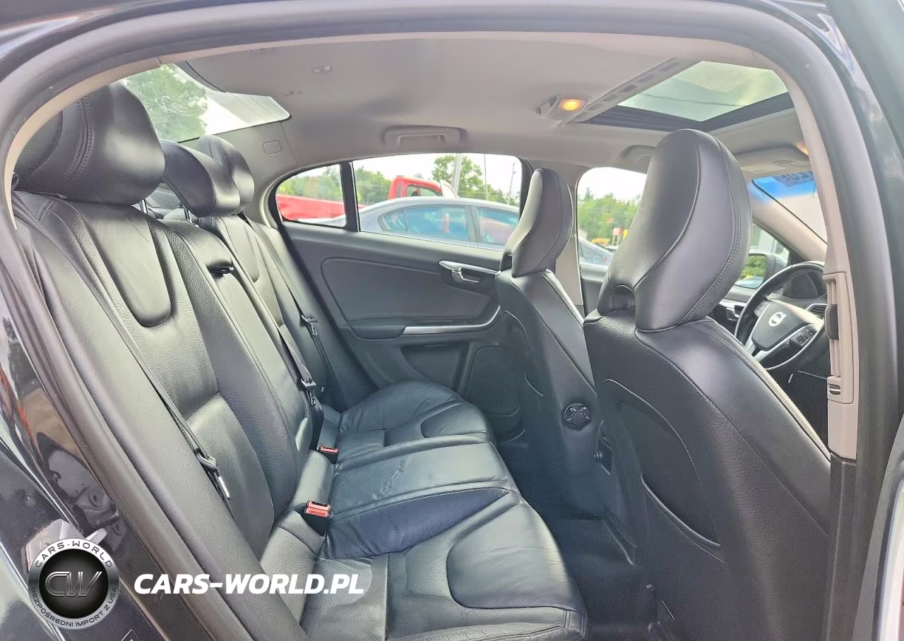 2014 Volvo S60 T5 VIN:YV1612FSXE2278969 - 10