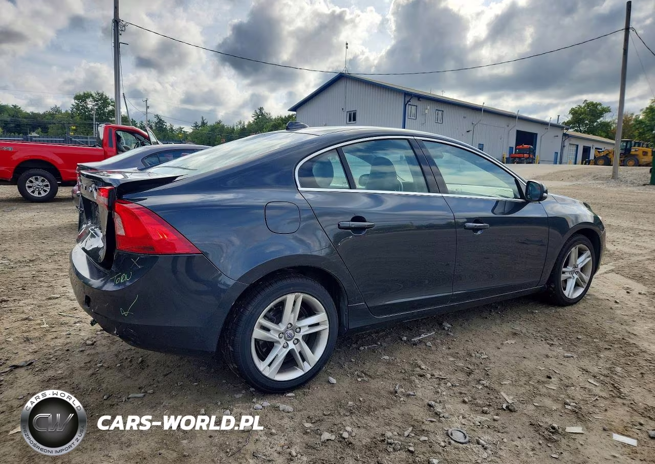 2014 Volvo S60 T5 VIN:YV1612FSXE2278969 - 3