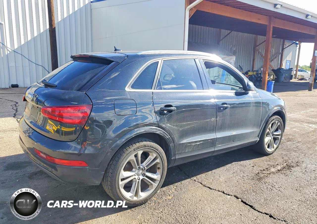 2015 Audi Q3 Prestige VIN:WA1GFCFS5FR014370 - 3