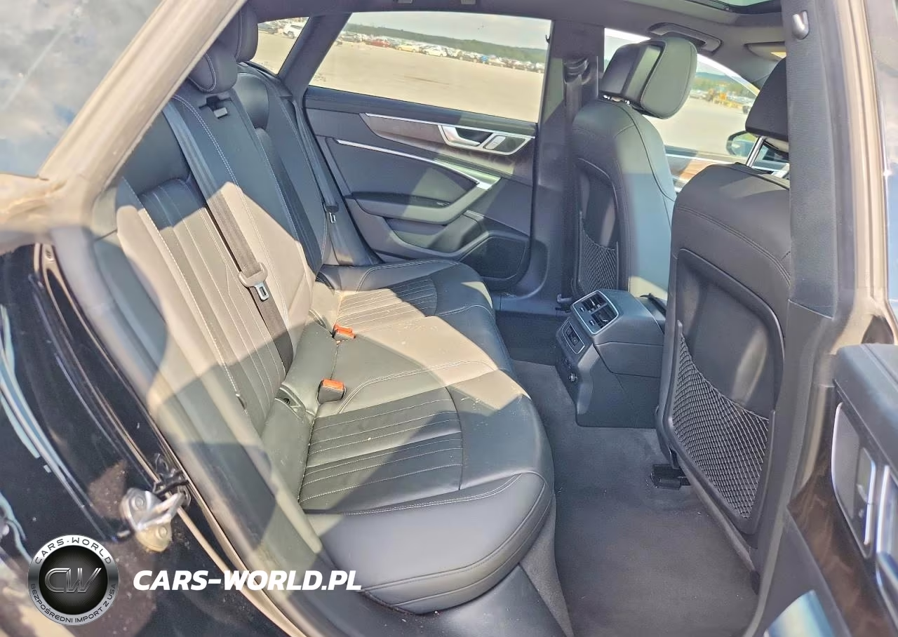 2019 Audi A7 Premium VIN:WAUP2AF25KN092040 - 10