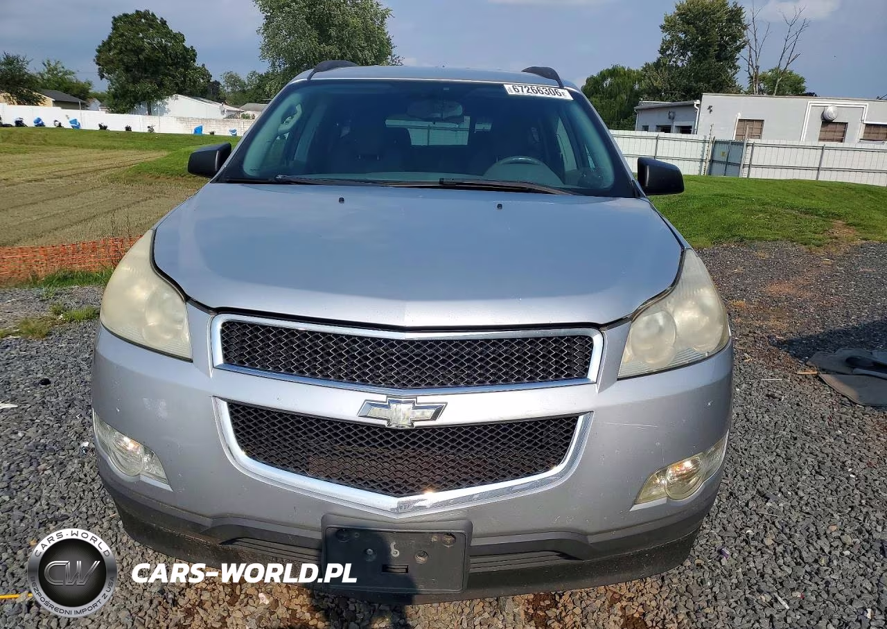 2010 Chevrolet Traverse Ls VIN:1GNLREED3AS127155 - 5
