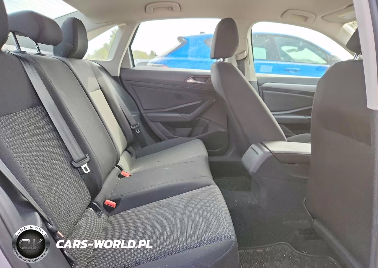2019 Volkswagen Jetta S VIN:3VWC57BU2KM202813 - 10