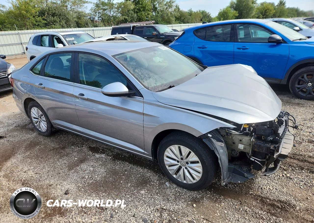 2019 Volkswagen Jetta S VIN:3VWC57BU2KM202813 - 4