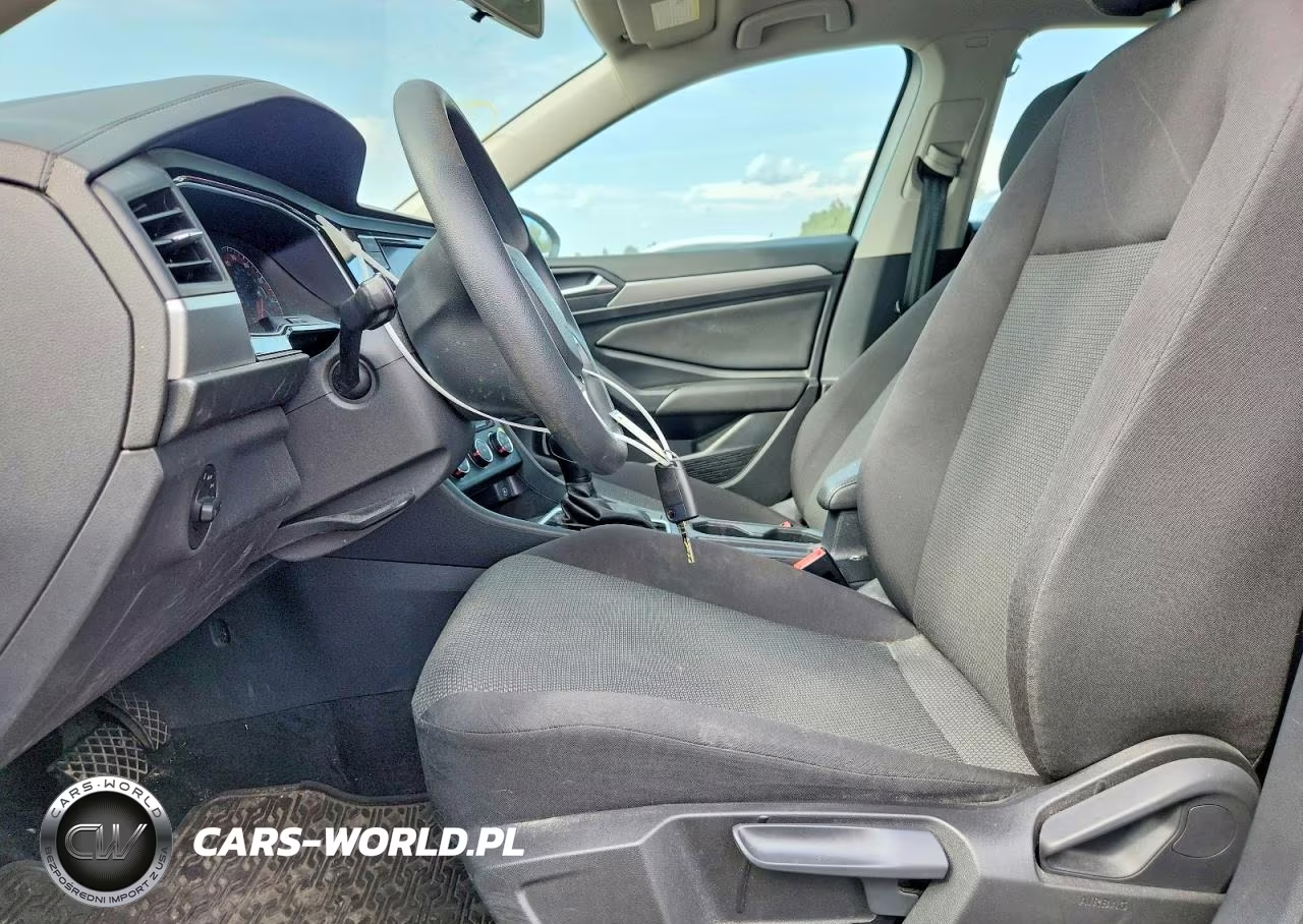2019 Volkswagen Jetta S VIN:3VWC57BU2KM202813 - 7