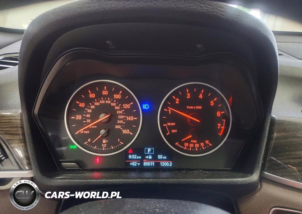 2018 BMW X1 xDrive28I VIN:WBXHT3C31J5K25682 - 9