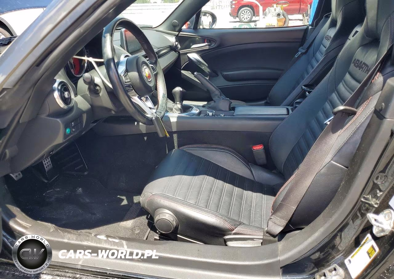 2020 Fiat 124 Spider Classica VIN:JC1NFAEK5L0145332 - 7