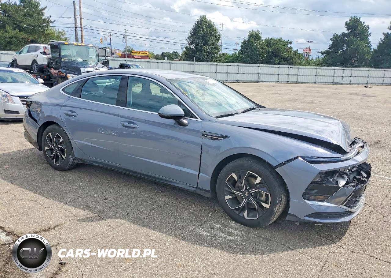 2025 Hyundai Sonata Sel VIN:KMHL64JA4SA501850 - 4