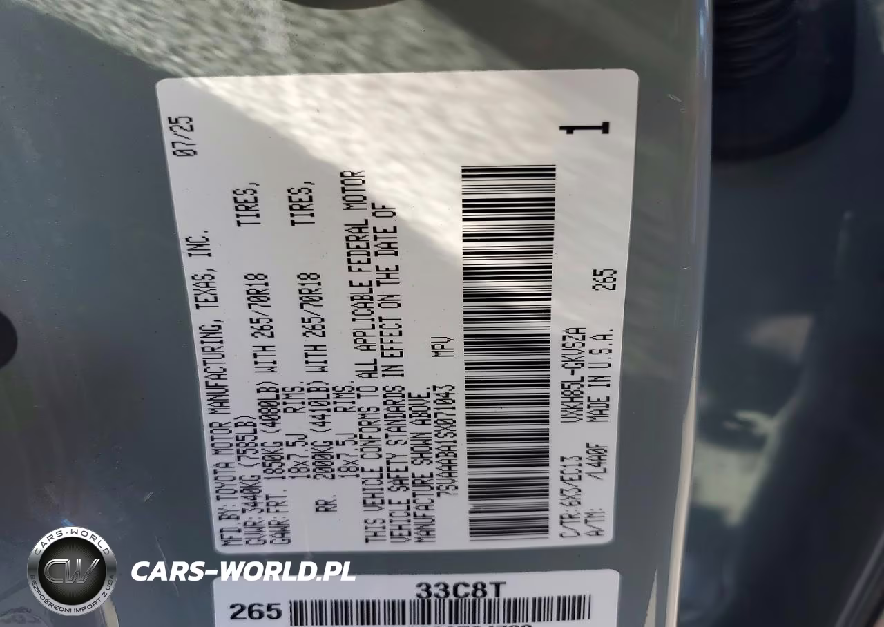 2025 Toyota Sequoia Sr5 VIN:7SVAAABA1SX071043 - 12