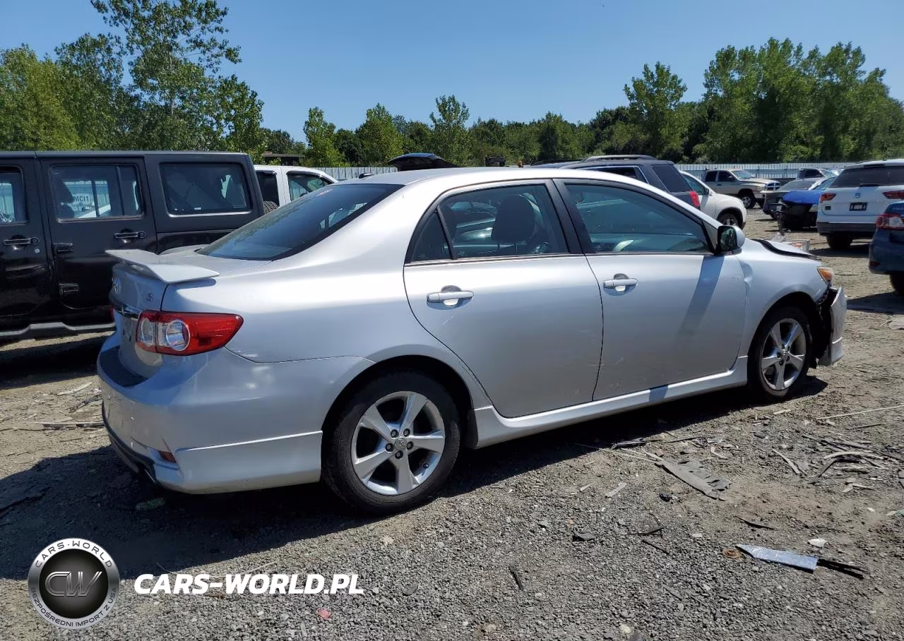 2011 Toyota Corolla S VIN:2T1BU4EE9BC710855 - 3