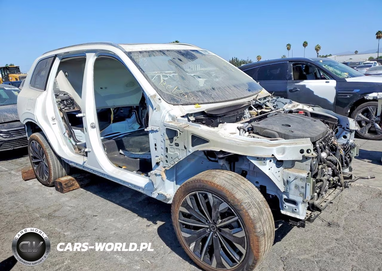 2025 Volvo Xc90 Plus VIN:YV4062PB1S1361863 - 4
