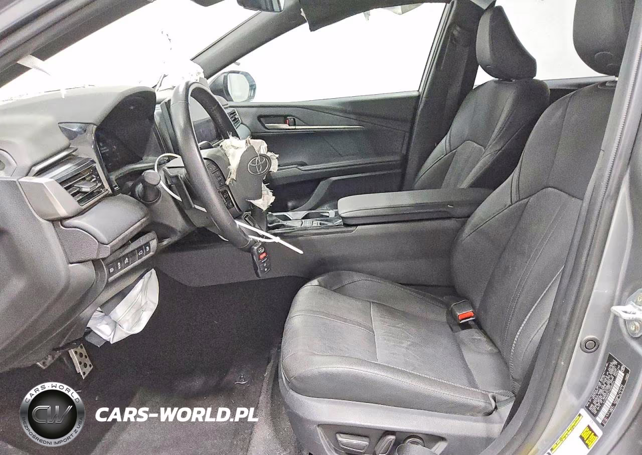 2026 Toyota Camry Xse VIN:4T1DAACK1TU283244 - 7