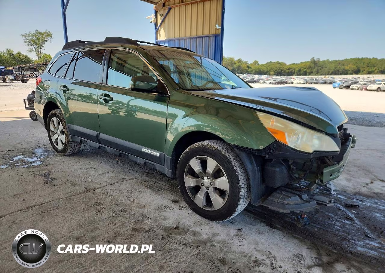 2010 Subaru Outback 2.5I Premium VIN:4S4BRBGC4A3372608 - 4