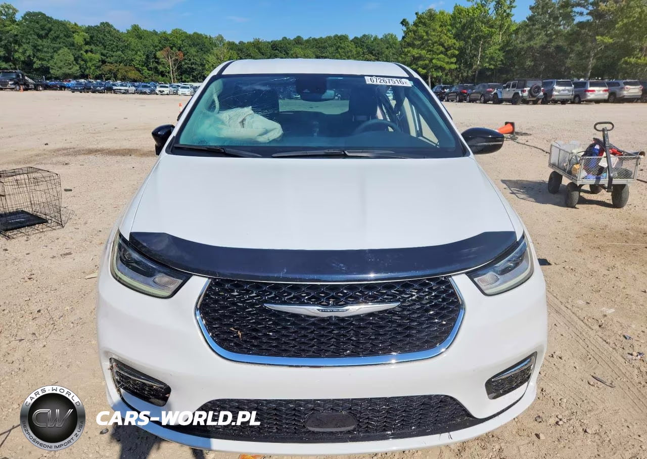 2024 Chrysler Pacifica Touring L VIN:2C4RC1BG9RR189300 - 5