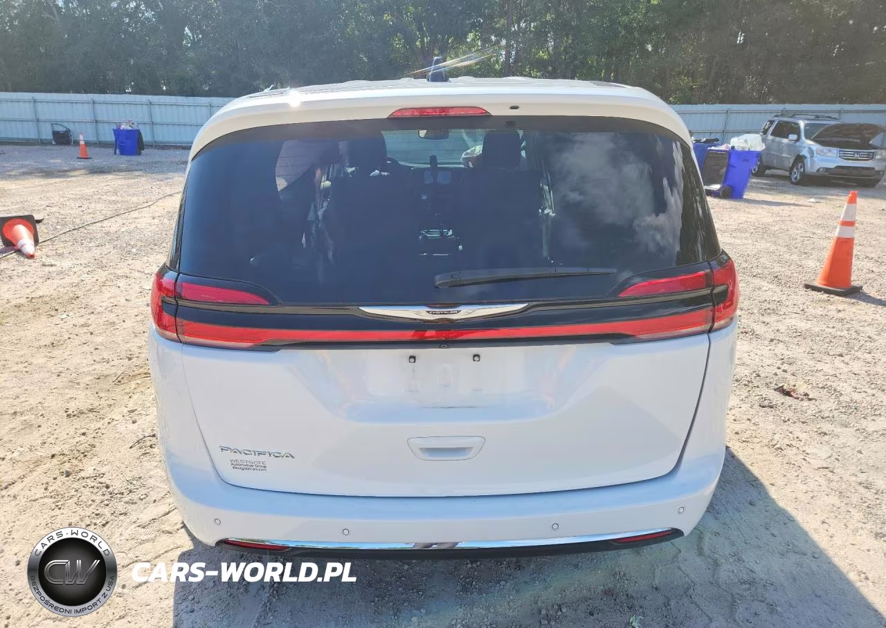 2024 Chrysler Pacifica Touring L VIN:2C4RC1BG9RR189300 - 6