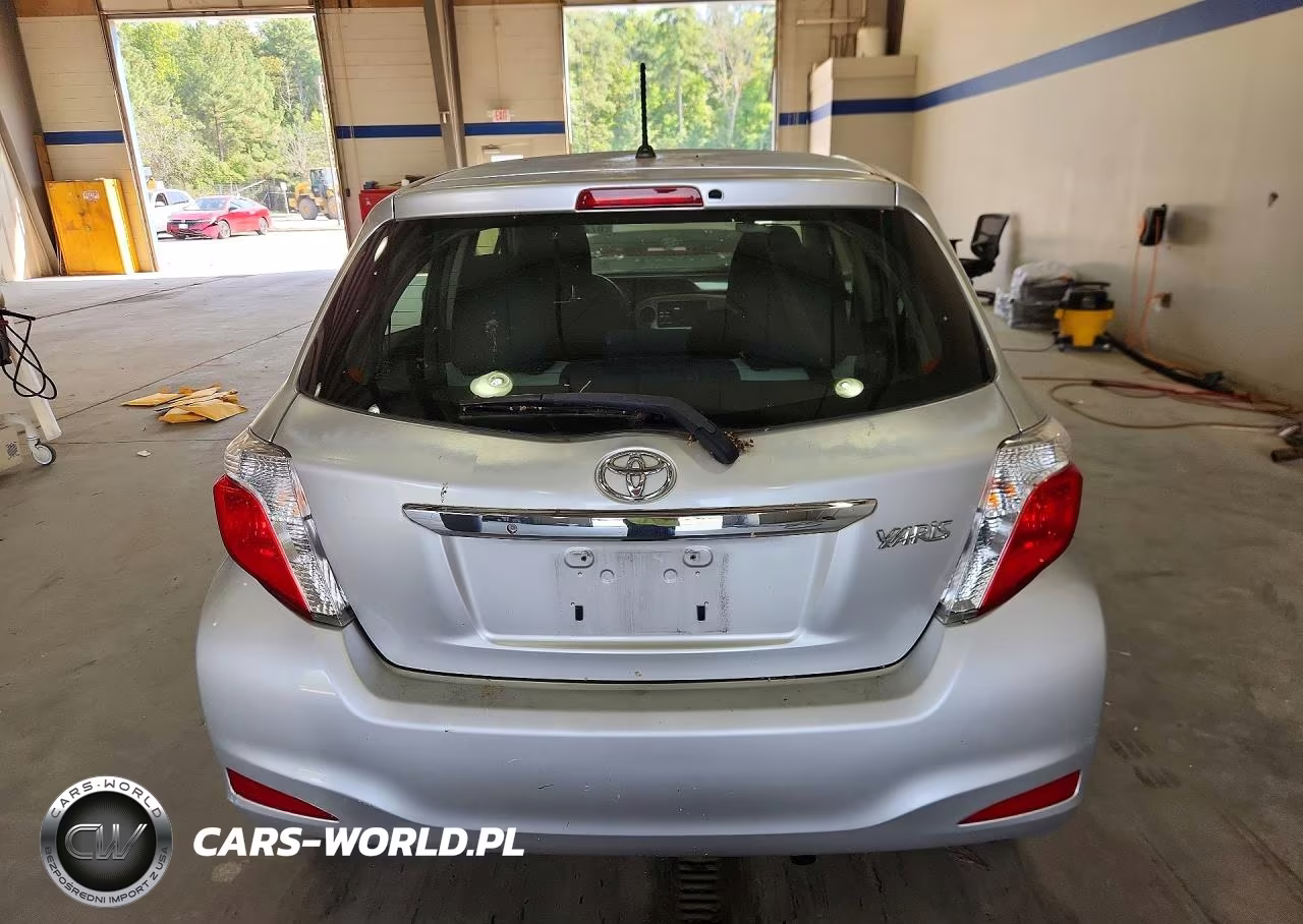 2013 Toyota Yaris 5-Door L VIN:JTDKTUD36DD547123 - 6