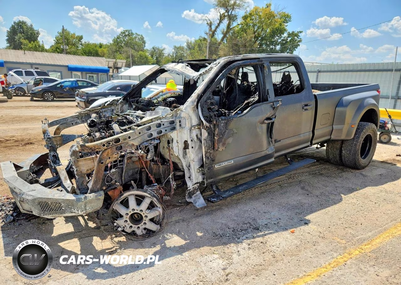 2019 Ford F350 Super Duty VIN:1FT8W3DT3KEE60945 - 1