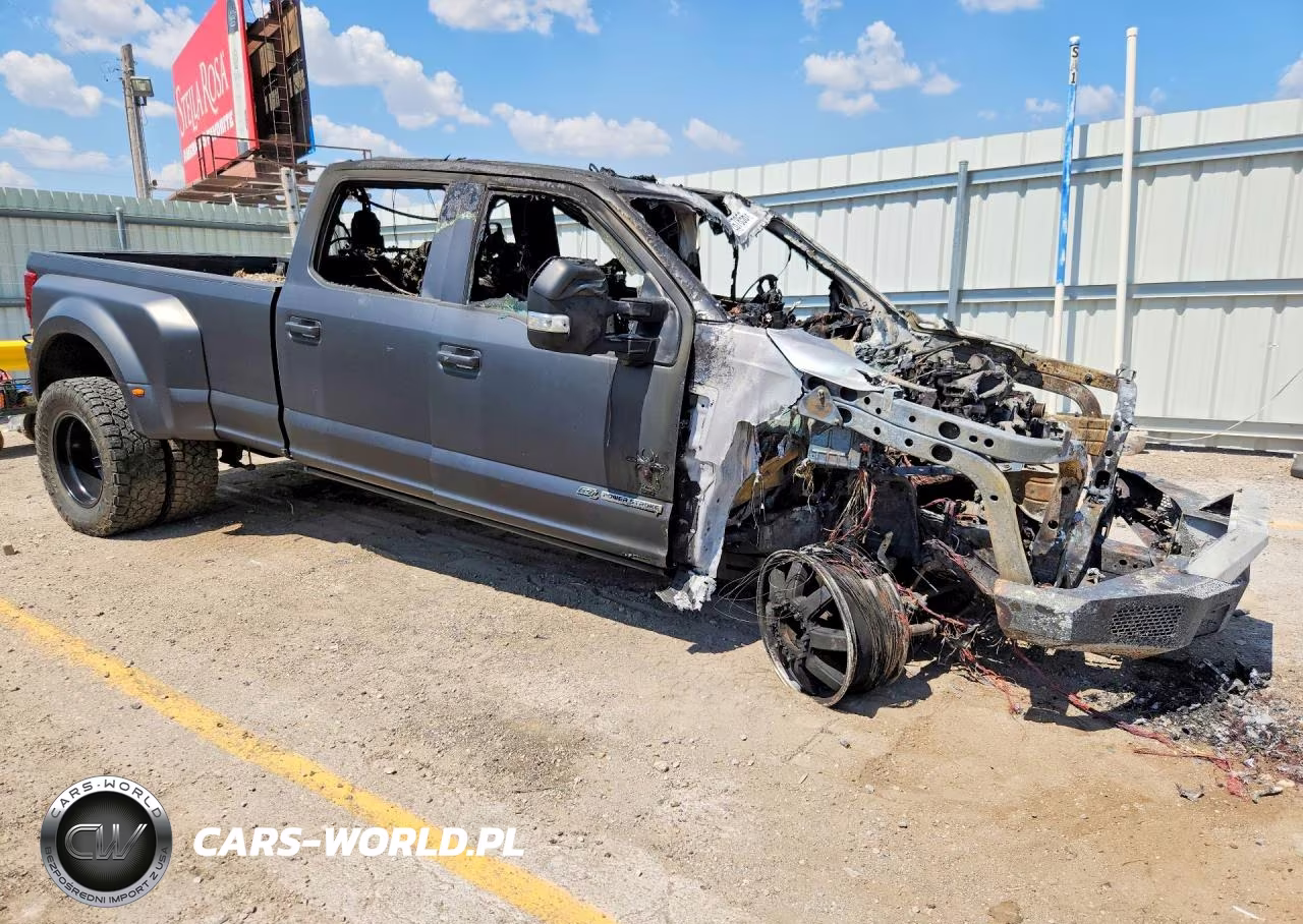 2019 Ford F350 Super Duty VIN:1FT8W3DT3KEE60945 - 4