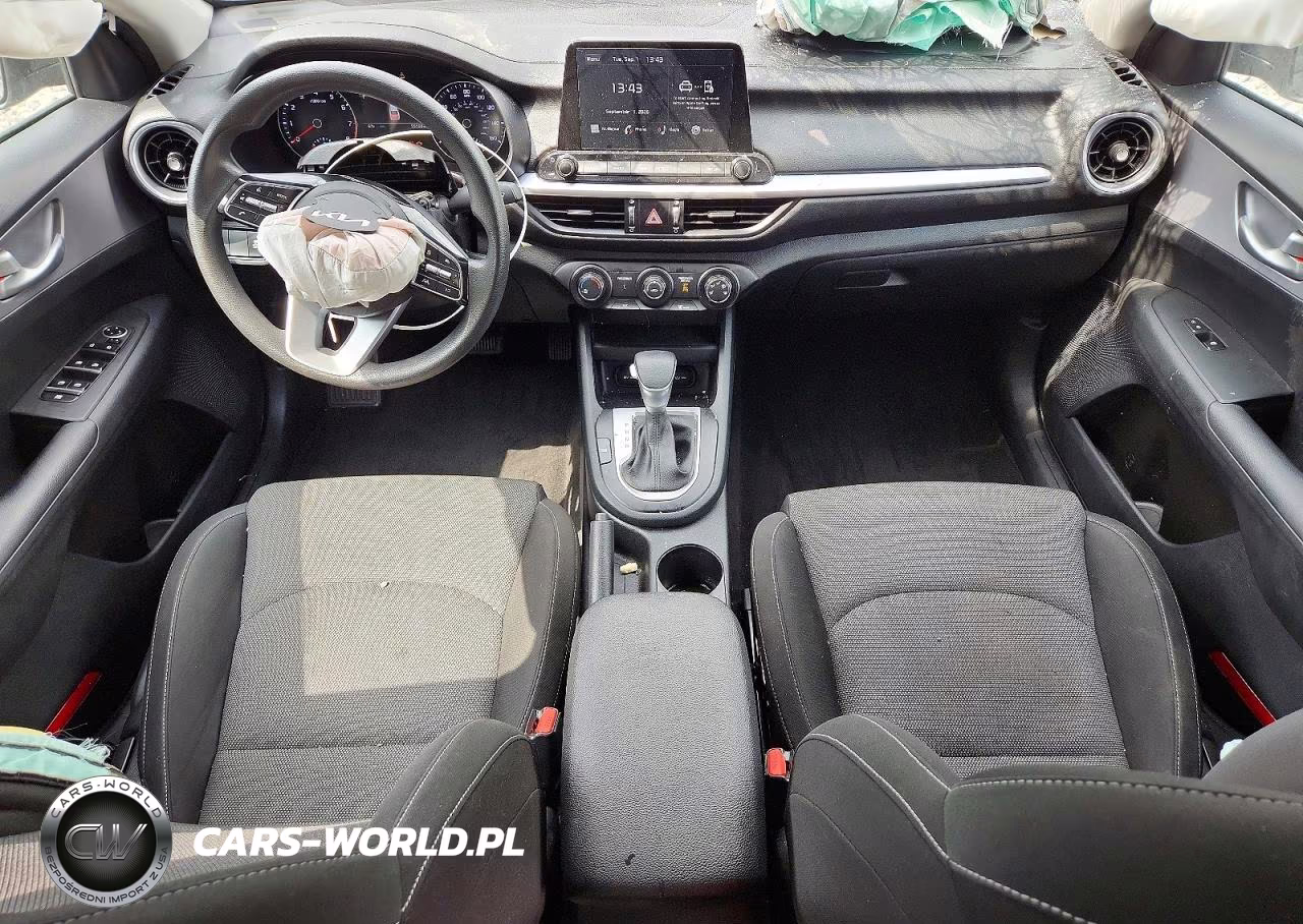 2022 Kia Forte Lxs VIN:3KPF24AD4NE500206 - 8