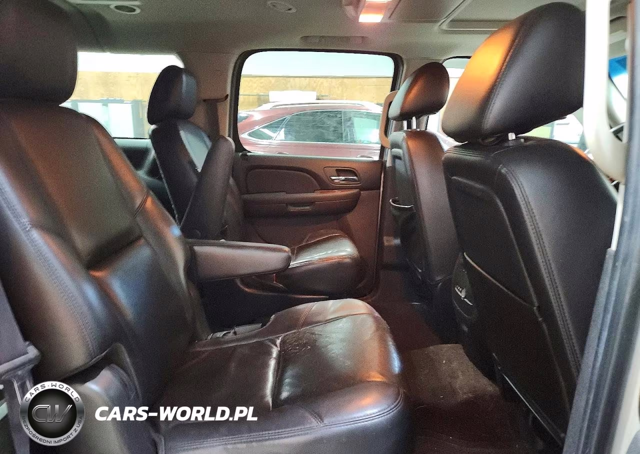 2011 Chevrolet Suburban K1500 Ltz VIN:1GNSKKE37BR127884 - 11