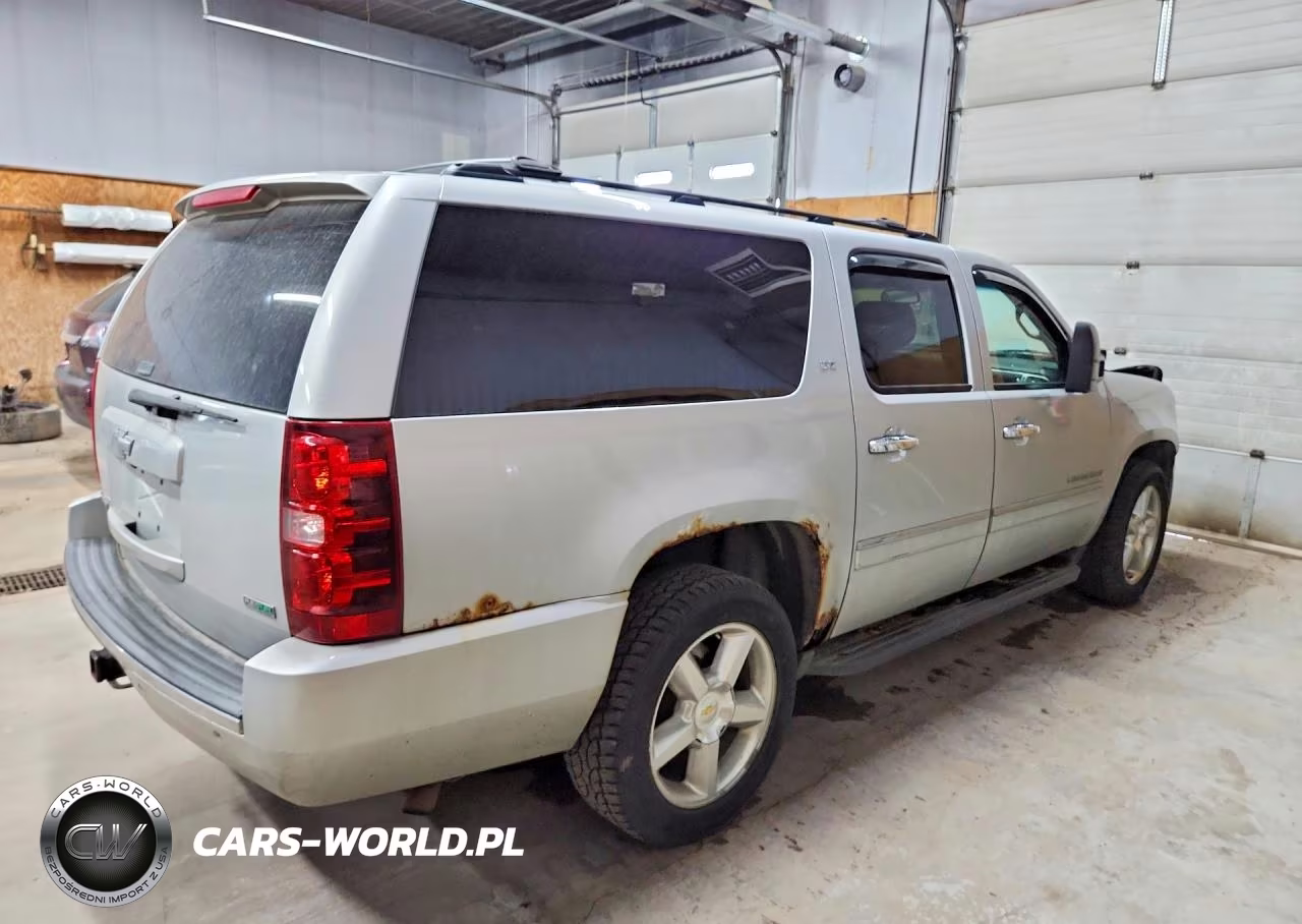 2011 Chevrolet Suburban K1500 Ltz VIN:1GNSKKE37BR127884 - 3