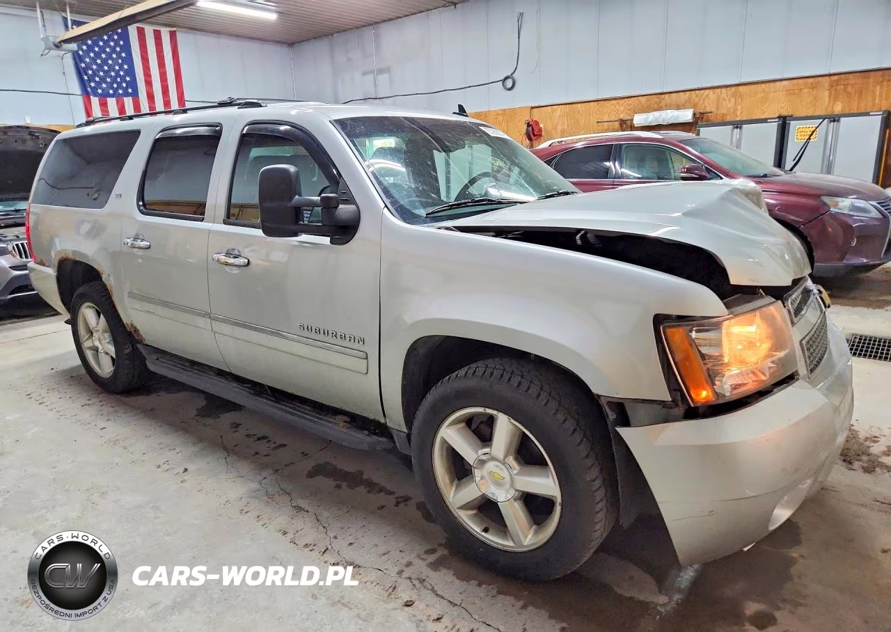 2011 Chevrolet Suburban K1500 Ltz VIN:1GNSKKE37BR127884 - 4