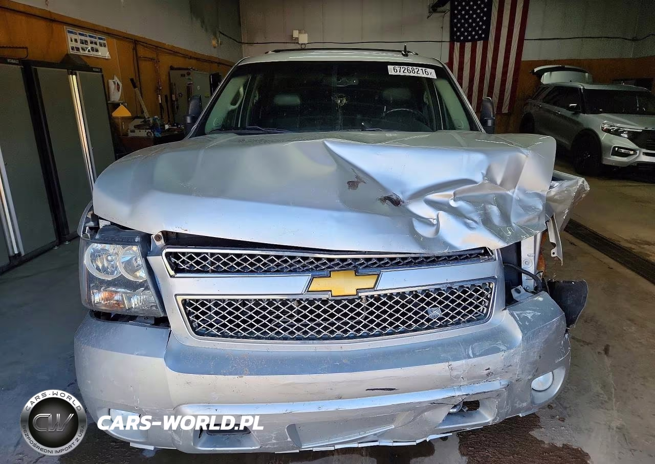 2011 Chevrolet Suburban K1500 Ltz VIN:1GNSKKE37BR127884 - 5