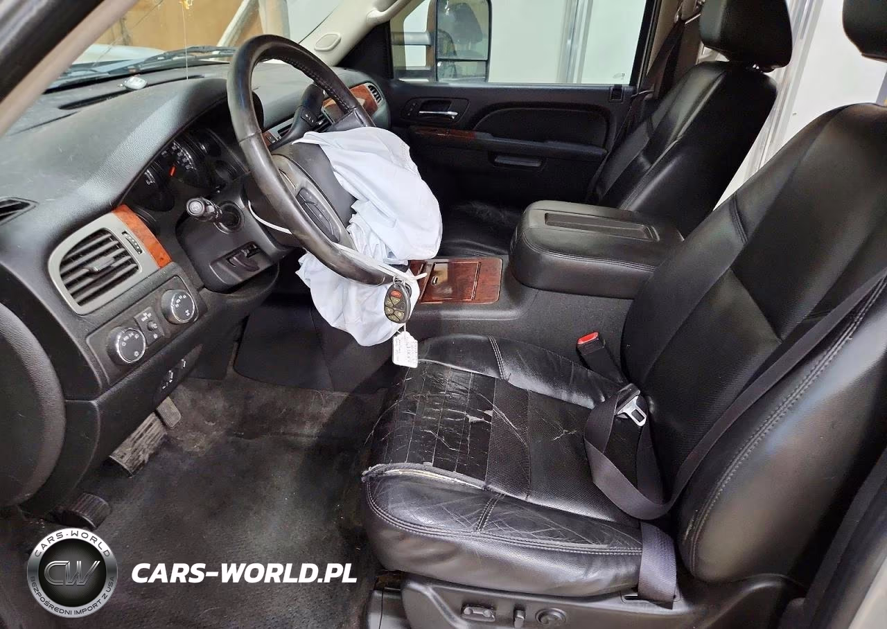 2011 Chevrolet Suburban K1500 Ltz VIN:1GNSKKE37BR127884 - 7