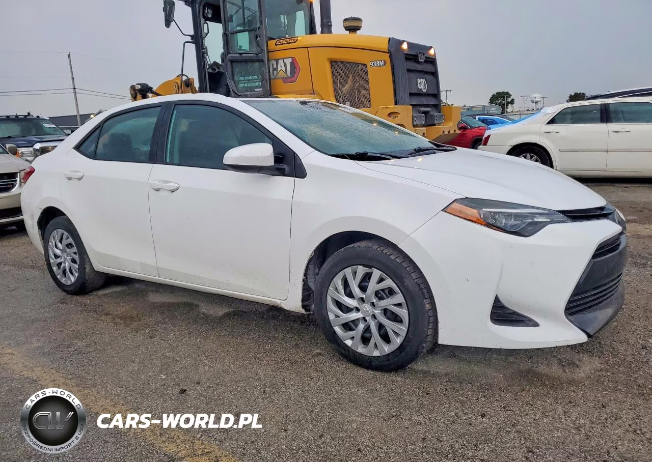 2019 Toyota Corolla Le VIN:5YFBURHE4KP941266 - 4