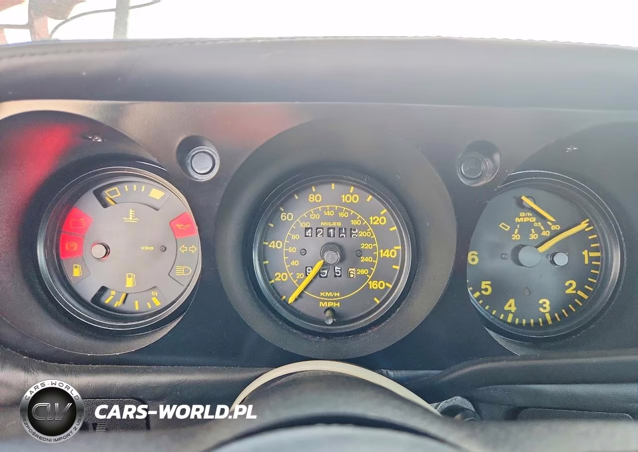 1984 Porsche 944 VIN:WP0AA0940EN460079 - 9