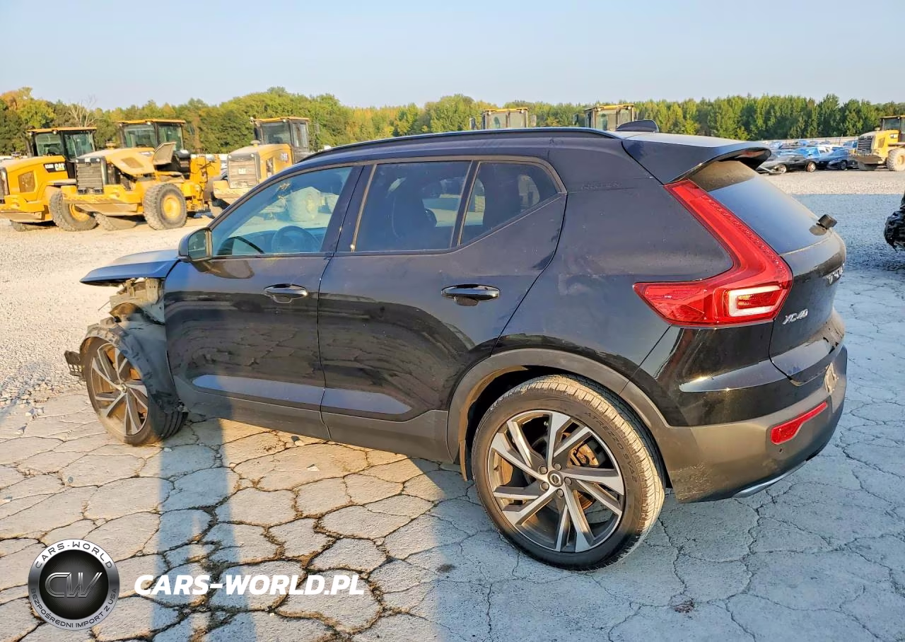 2020 Volvo Xc40 T5 R-Design VIN:YV4162UM4L2203832 - 2
