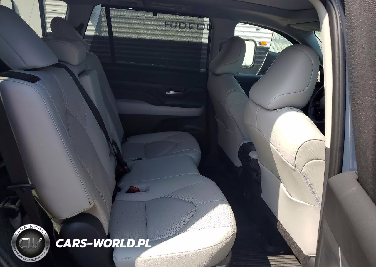 2026 Toyota Grand Highlander Hybrid Limited VIN:5TDACAB59TS067692 - 11