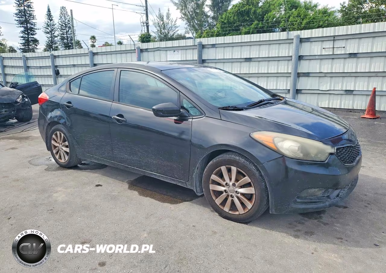 2015 Kia Forte Lx VIN:KNAFK4A6XF5284972 - 4